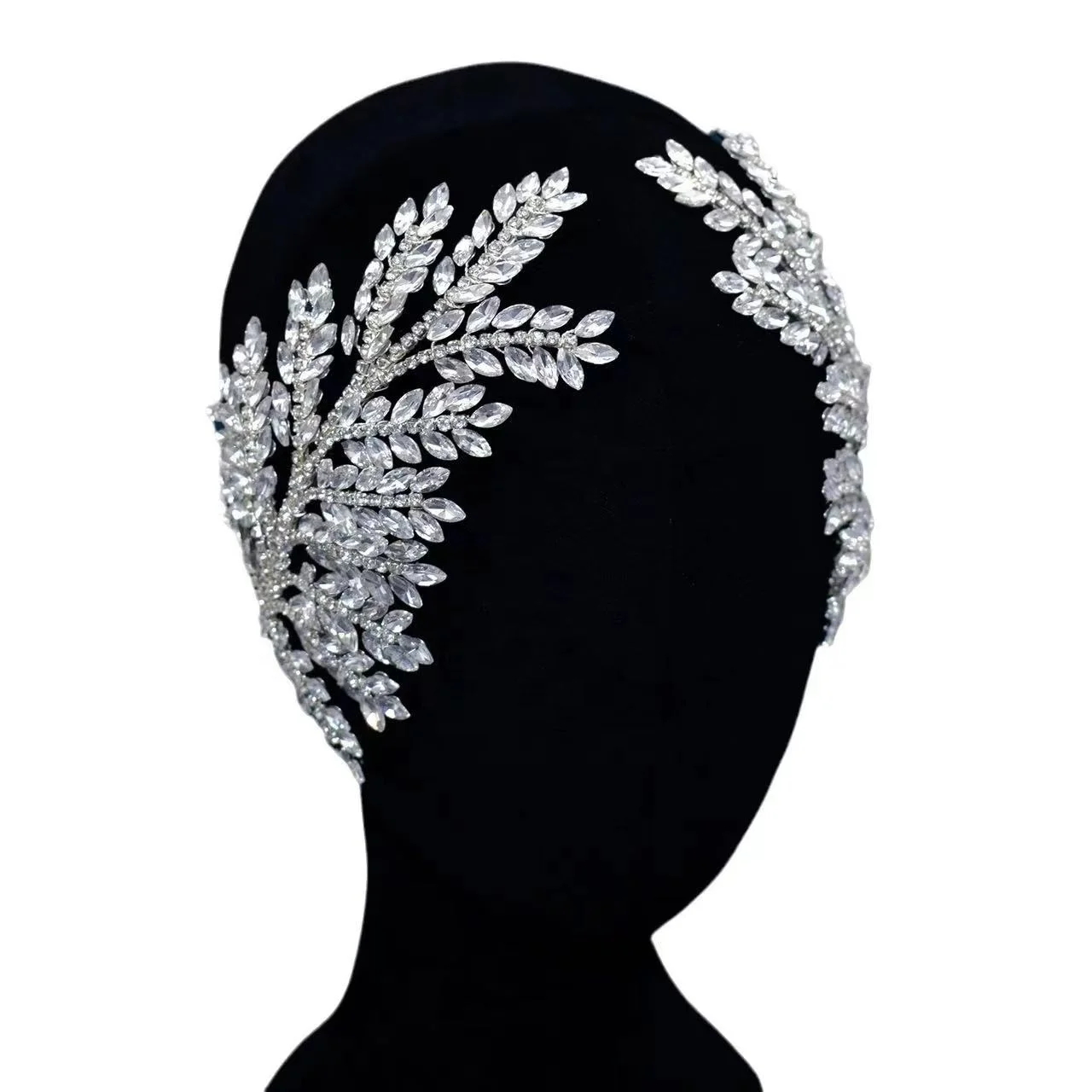 Handmade Shiny Hotsale New Arrival Design Amazing A Glass Stones With Metal Base Sew-on Bodice Patches For Clothing