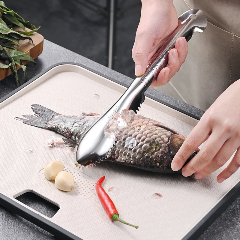New Design Kitchen Gadget Cleaning Tools metal 304 Convenient Planer Fish Remover Fish Scales Skin fast Fish Scaler Remover