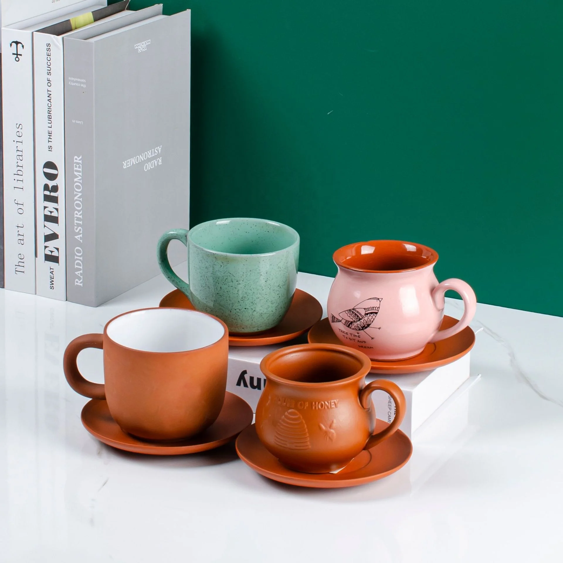 Hot sell Canada style handmade terracotta clay water bottle with lid creative ceramic cup porcelain mugs stoneware water bottle