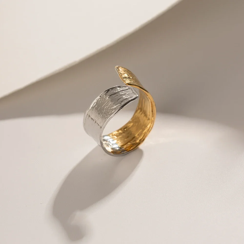 Оптовая продажа бестселлер очаровательные 18k Позолоченные ювелирные изделия из нержавеющей стали подарок Сращивание широкие кольца для женщин