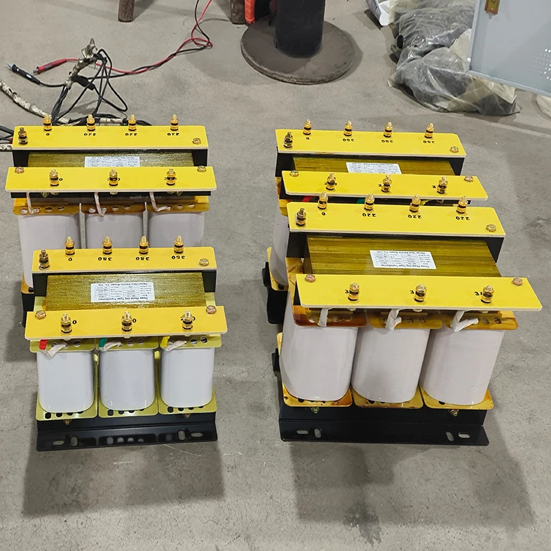 Isolated Power Transformer with 220V 110V 440V Output Coil Shape Flyback Topology 50Hz Frequency 230V/240V Input for Power Step