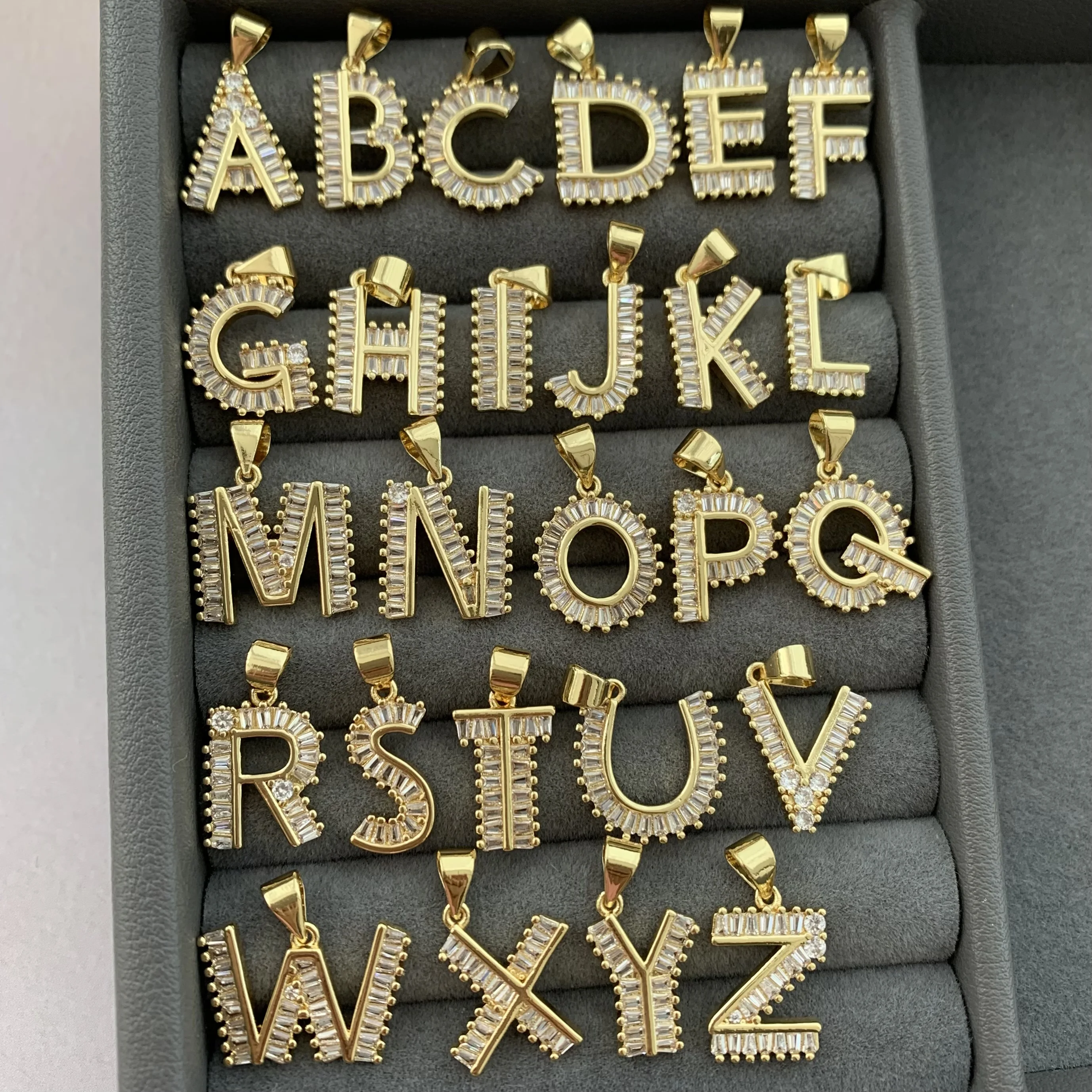 BD-B6353 26 Initials pendants for couples necklace gold cz charms jewelry  fashion charms wholesale 2024