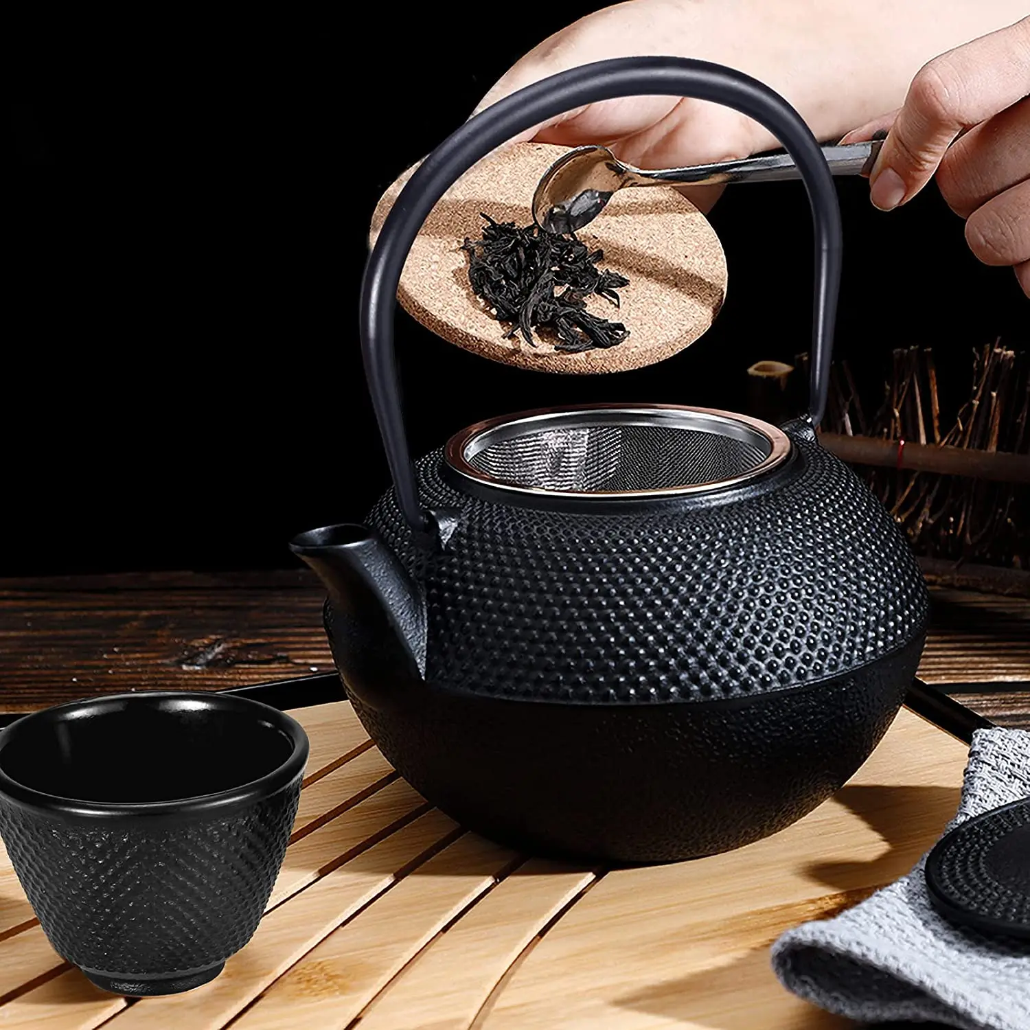 Energinox Traditional Antique Japanese Black Teapot Cast Iron Tea Cup Set