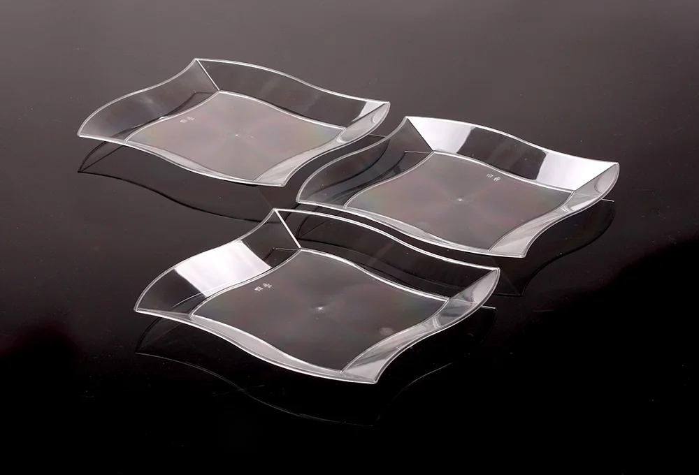 
christmasps clear disposable plastic round dish plates for lunch and party 