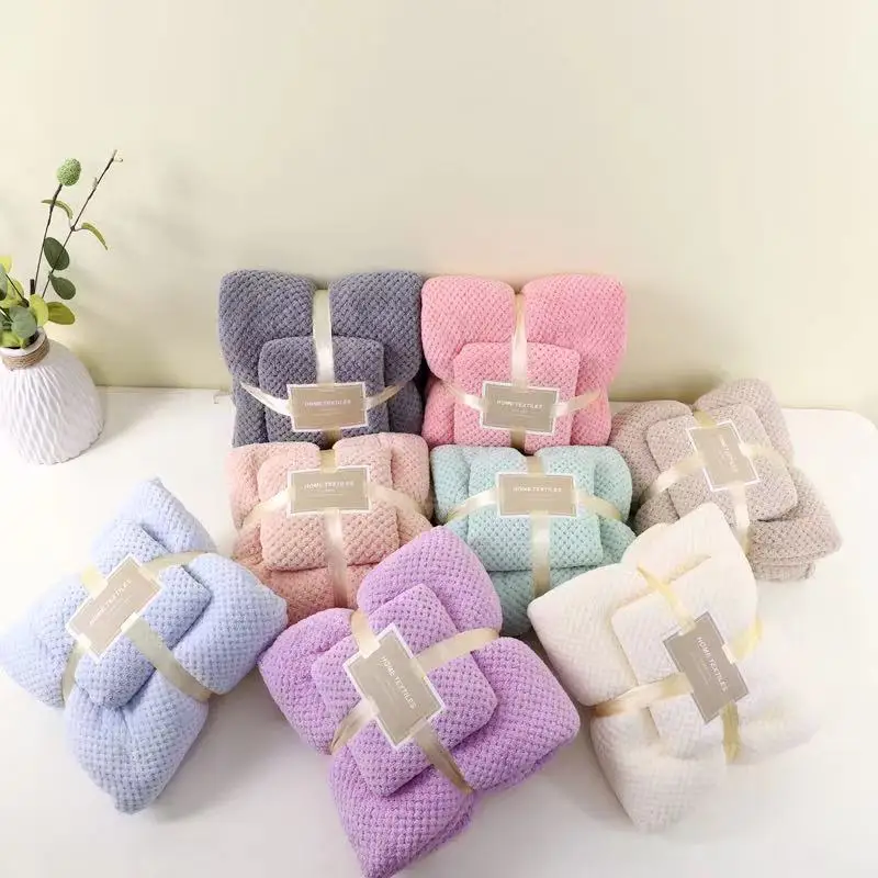 Custom Logo Coral Fleece Washcloth and Soft Absorbent Bath Towel Set Knitted Bath Shower Tool for Spa Hotel Use Wholesale Adult