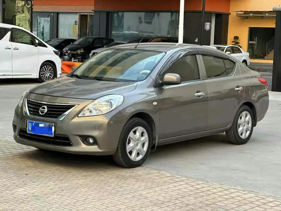 Wholesale 2011 Nissan Sunny 1.5L buying used cars navara for sale second hand and cheap cars