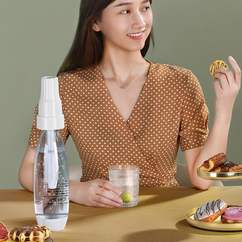 Household Soda Maker Portable Soft Drink Soda Maker Bottle Home Sparkling Water Machine