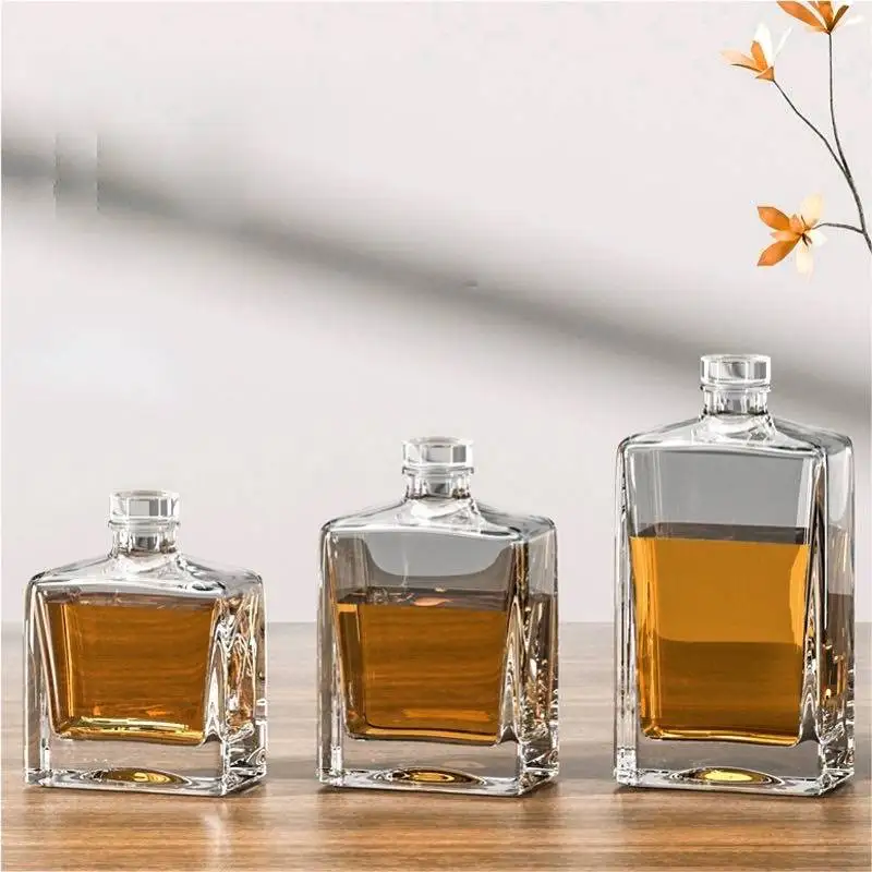 Bartop Clear Liquor Bottle 250ml 3750ml 500ml Brandy Rum Tequila Spirit Gin Vodka Empty Thickness Whiskey Glass Bottles With Cap