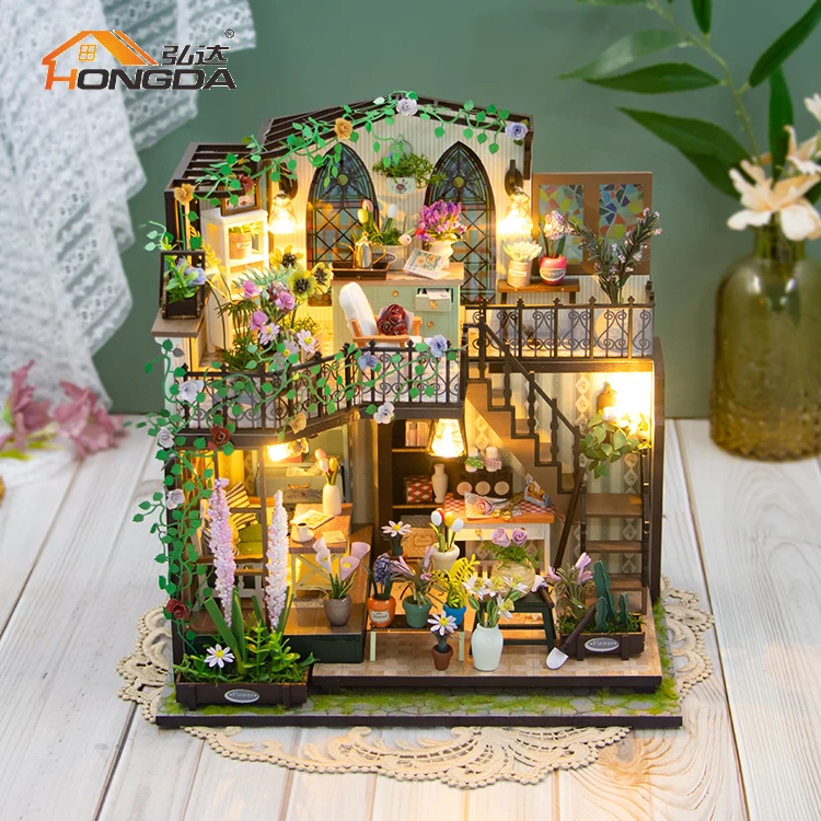 Hongda New Design Beautiful Darcy flower house 3D Miniature Dollhouse Wooden Dollhouse