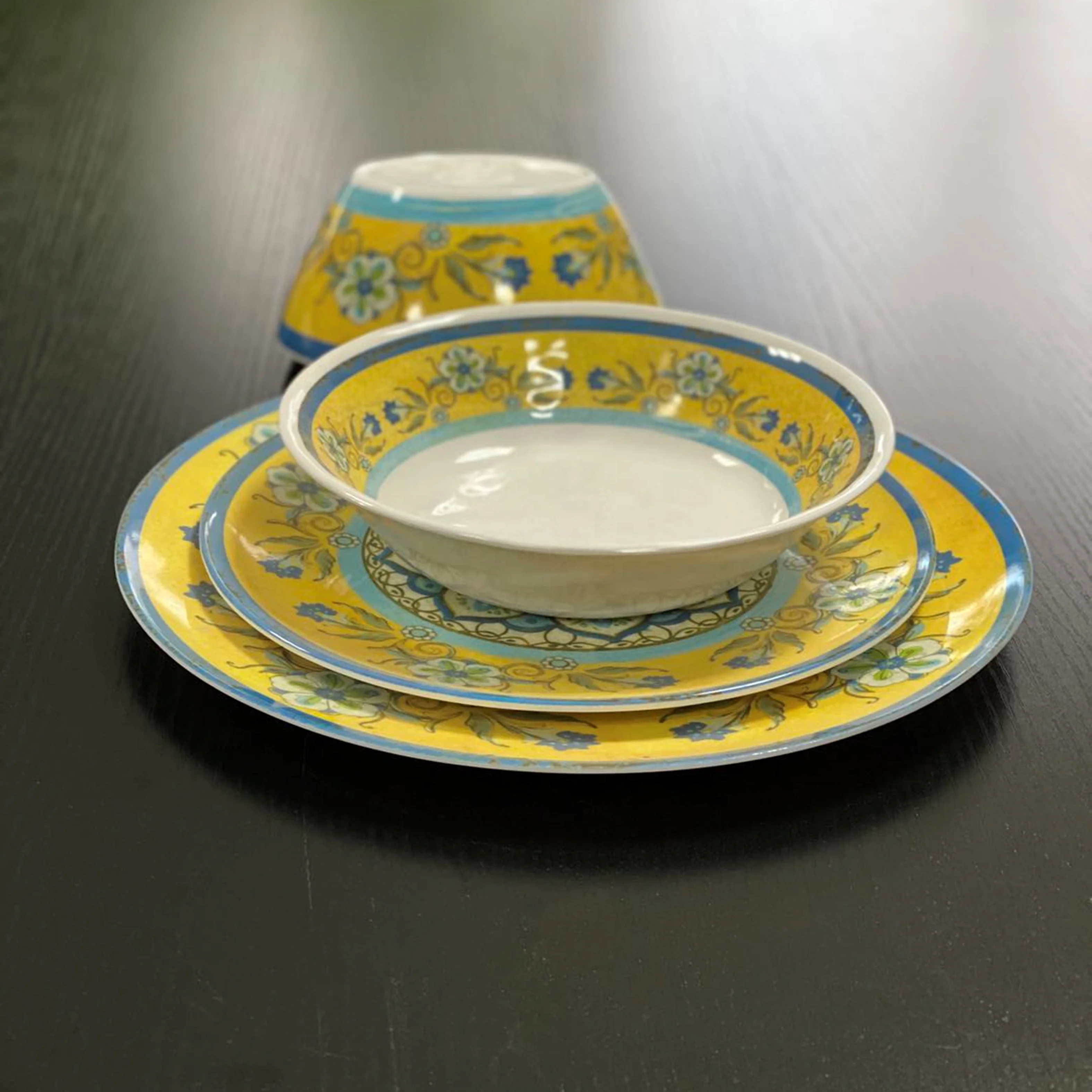 Deluxe  melamine dinner set luxury tableware - 12PCS  Melamine Dinnerware Set Yellow