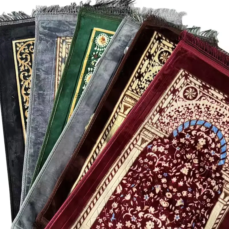 Customized Thick Muslim Prayer Mat Christian Soft Luxury Prayer Mat Rug Muslim Prayer Carpet For Man