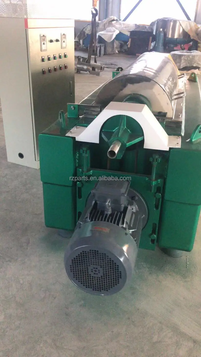 Drilling waste oil - based water - based mud horizontal spiral centrifuge
