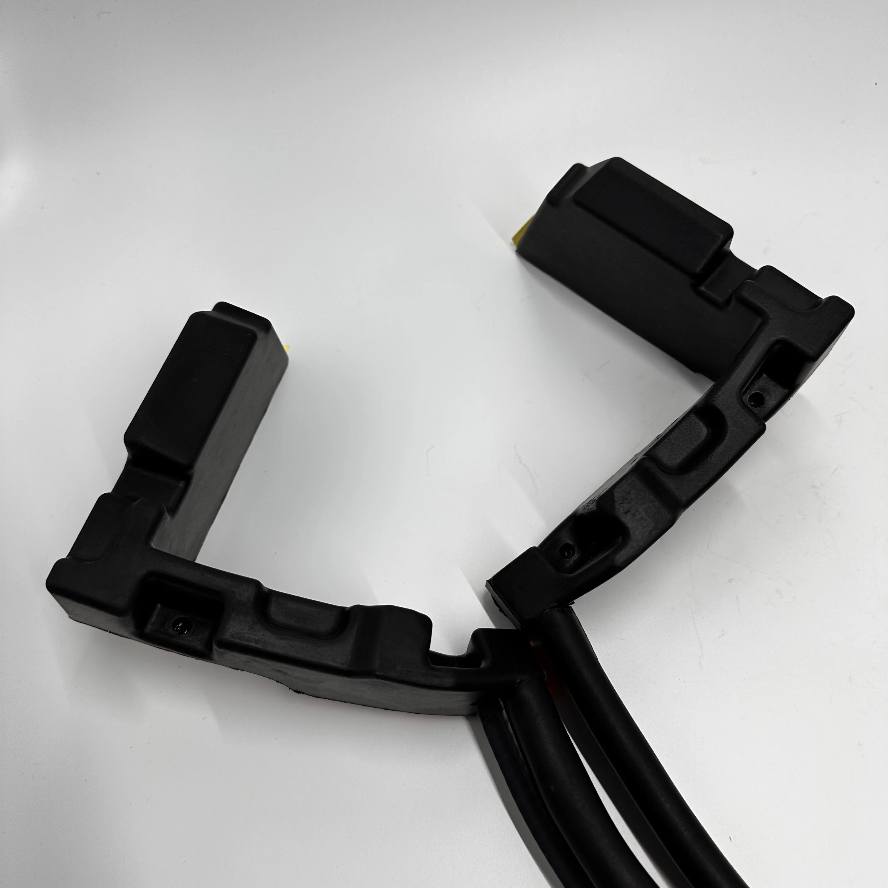 For Kia Sorento Engine 2009 2010 2011 2012 compartment seal Rubber strip Waterproof strip Sponge block 864302P000 86430-2P000