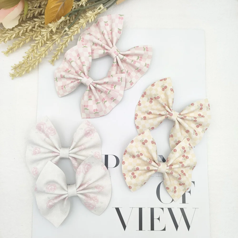 Factory Wholesale Custom Soft Leather Fabric Bow Hair Clip For School Kid Sweet Cute Color Ribbon Hair Bow for Women Baby