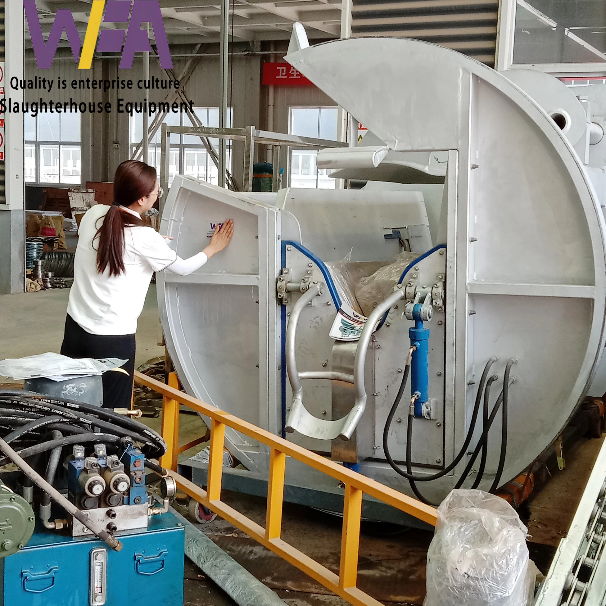 Turnkey Cattle Slaughterhouse Plant Solution Cow Killing Automatic Rotary Halal Slaughtering Box Abattoir Machine