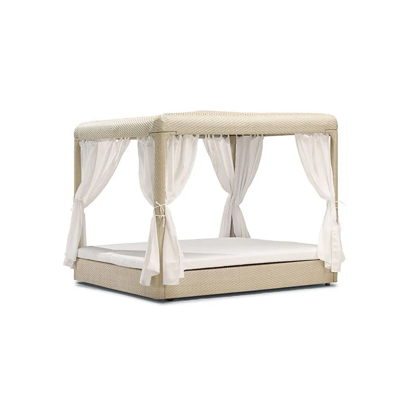 Rattan wicker double square bed Outdoor furniture with gazebo for courtyard and villa