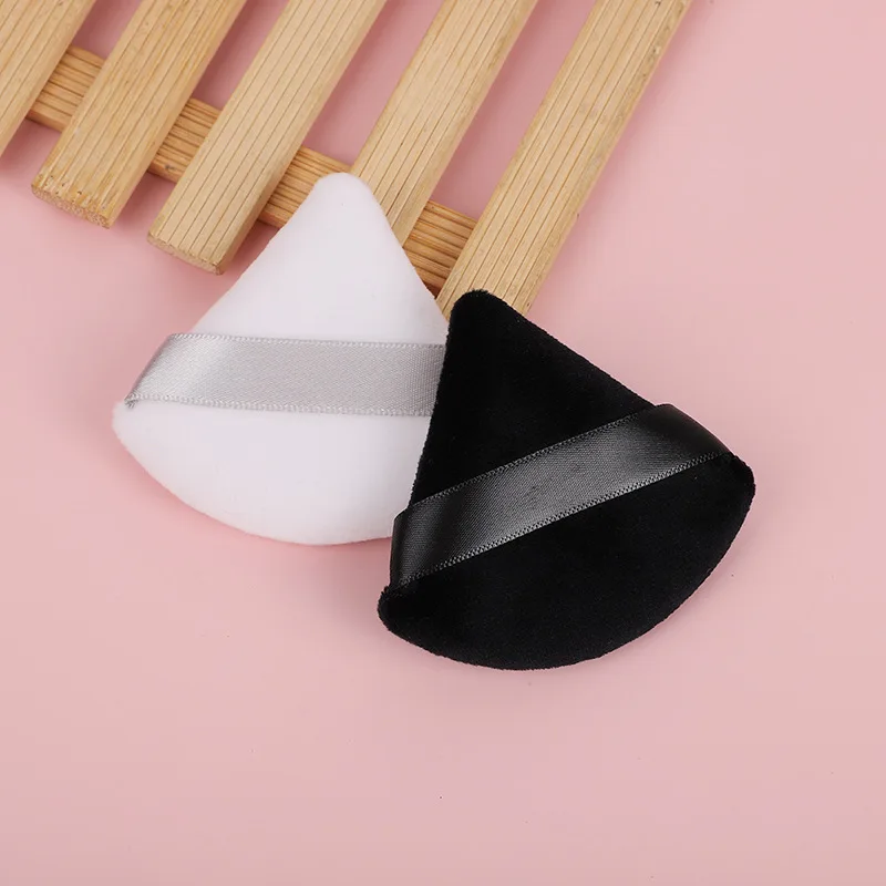 Amazon Hot Selling Soft Tick Pure Cotton Triangle Makeup Tool Cosmetic Puff Face Loose Mineral Puff Cosmetic
