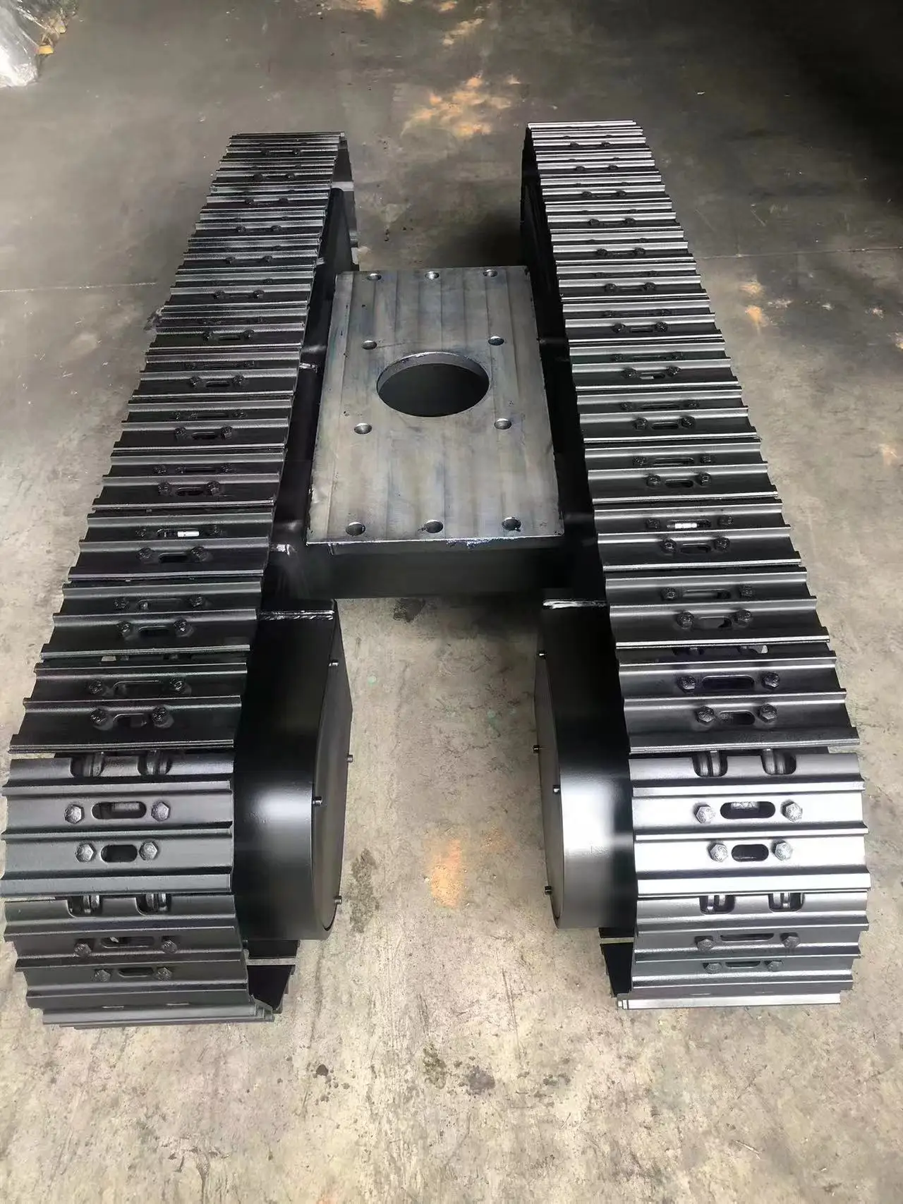 Hot Selling Custom 15ton Track Under Carriage Steel Tracks For Excavators, Bulldozers, And Special Equipment
