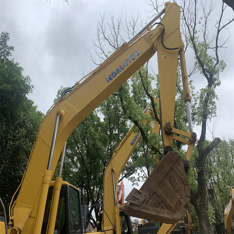 
Used excavator Komatsu PC200 high performance caterpillar type, selling PC200-6 PC200-7 PC200-8 