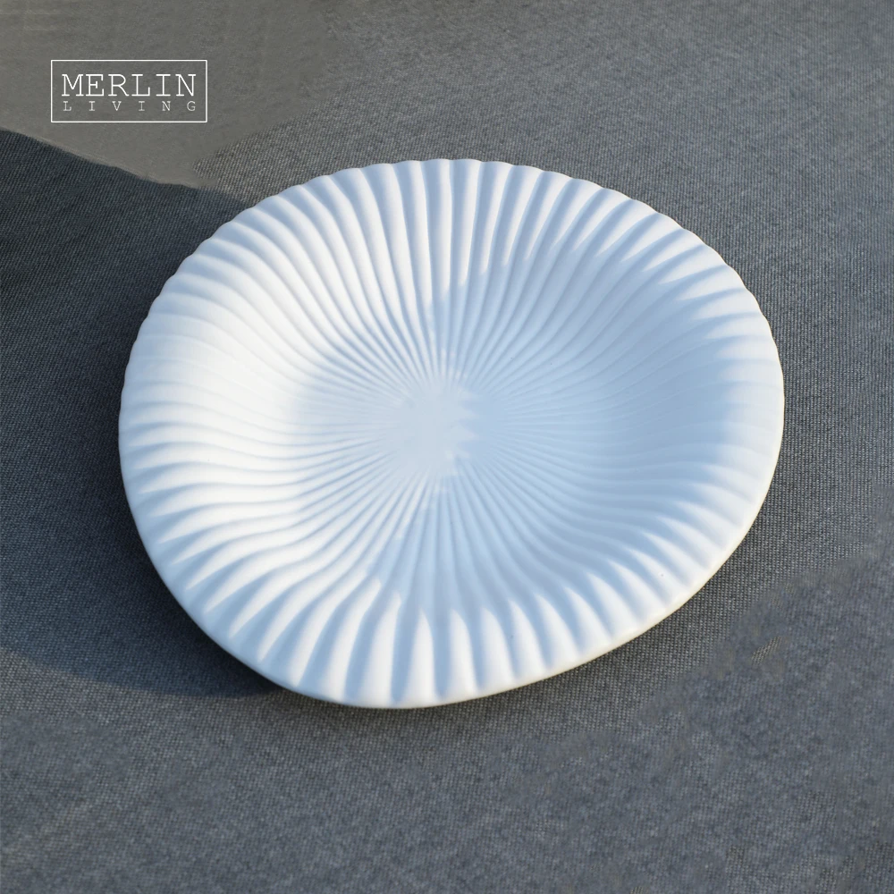 Merlin Living Minimalist White Ceramic Fruit Plate Ceramic Home Decor Fruit Bowl Nordic Home Decor Chaozhou Ceramic Factory OEM