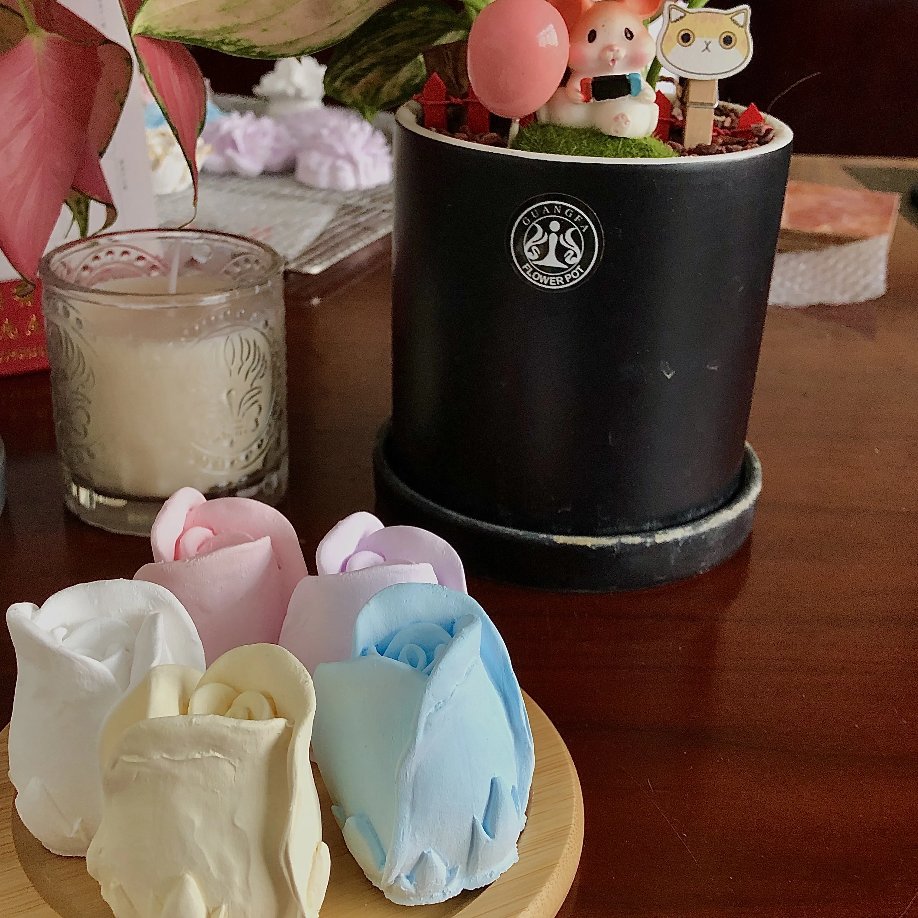 Customizable Wholesale Romantic Rose Flower Shaped Diffuser Stone Various Colors
