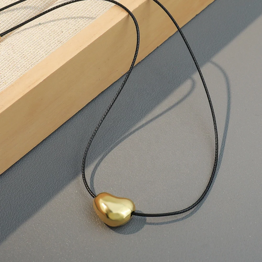 fashion simple black elastic cord bead shape choker necklace with pendant