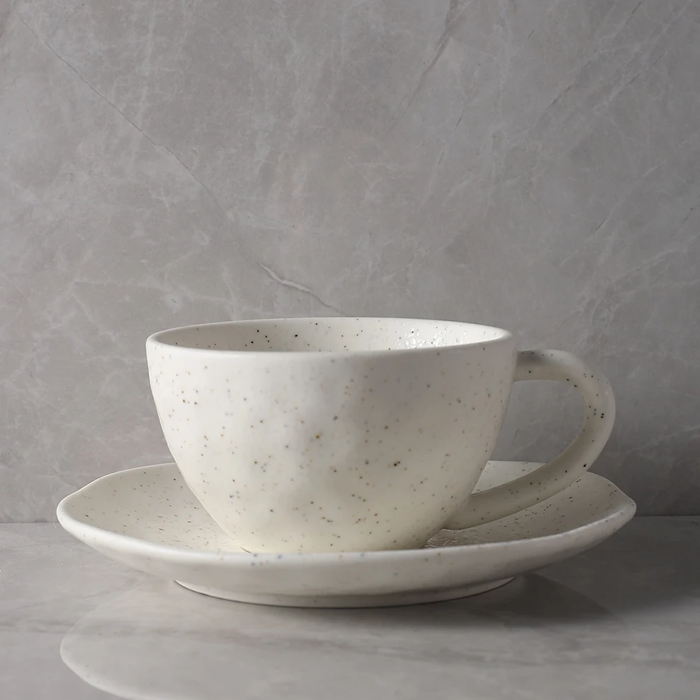 Nordic Style Afternoon Tea Hotel Country Club Spotted Design Pottery Tableware Porcelain Coffee Cup With Round Handle Ceramic