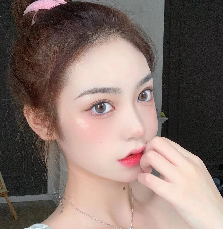 Yearly Soft Natural Weme Blue Blue cute color Contact lenses