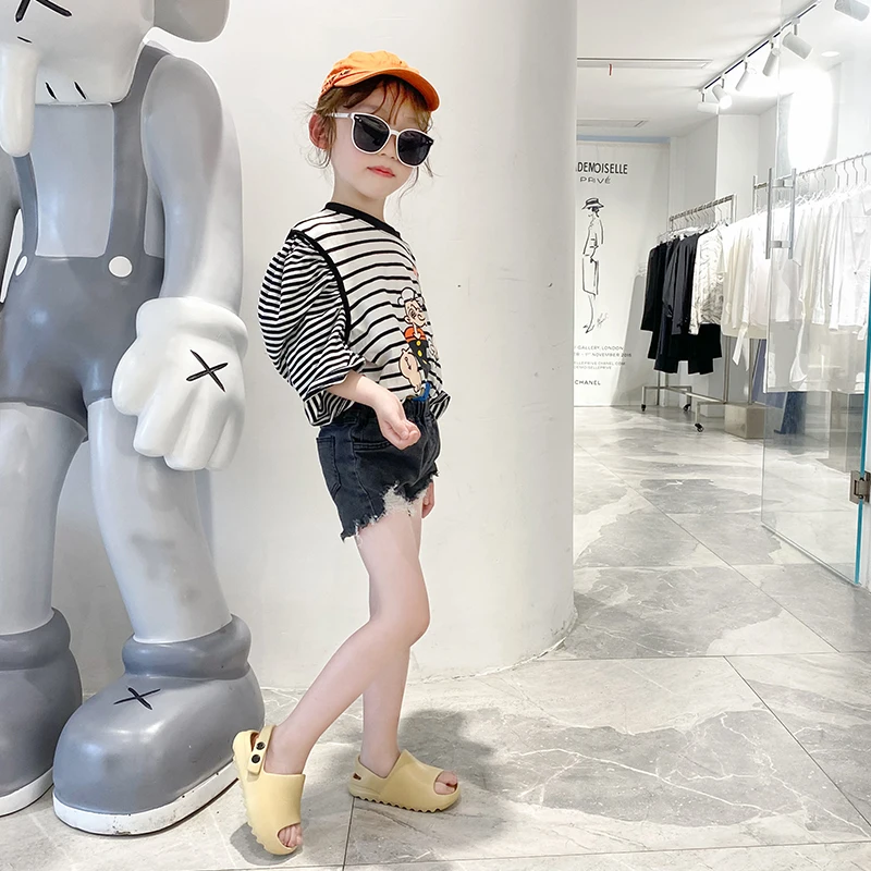 
 Оптовая продажа, детские летние модные мягкие амортизирующие тапочки, детская одежда, более удобные и удобные для ношения  