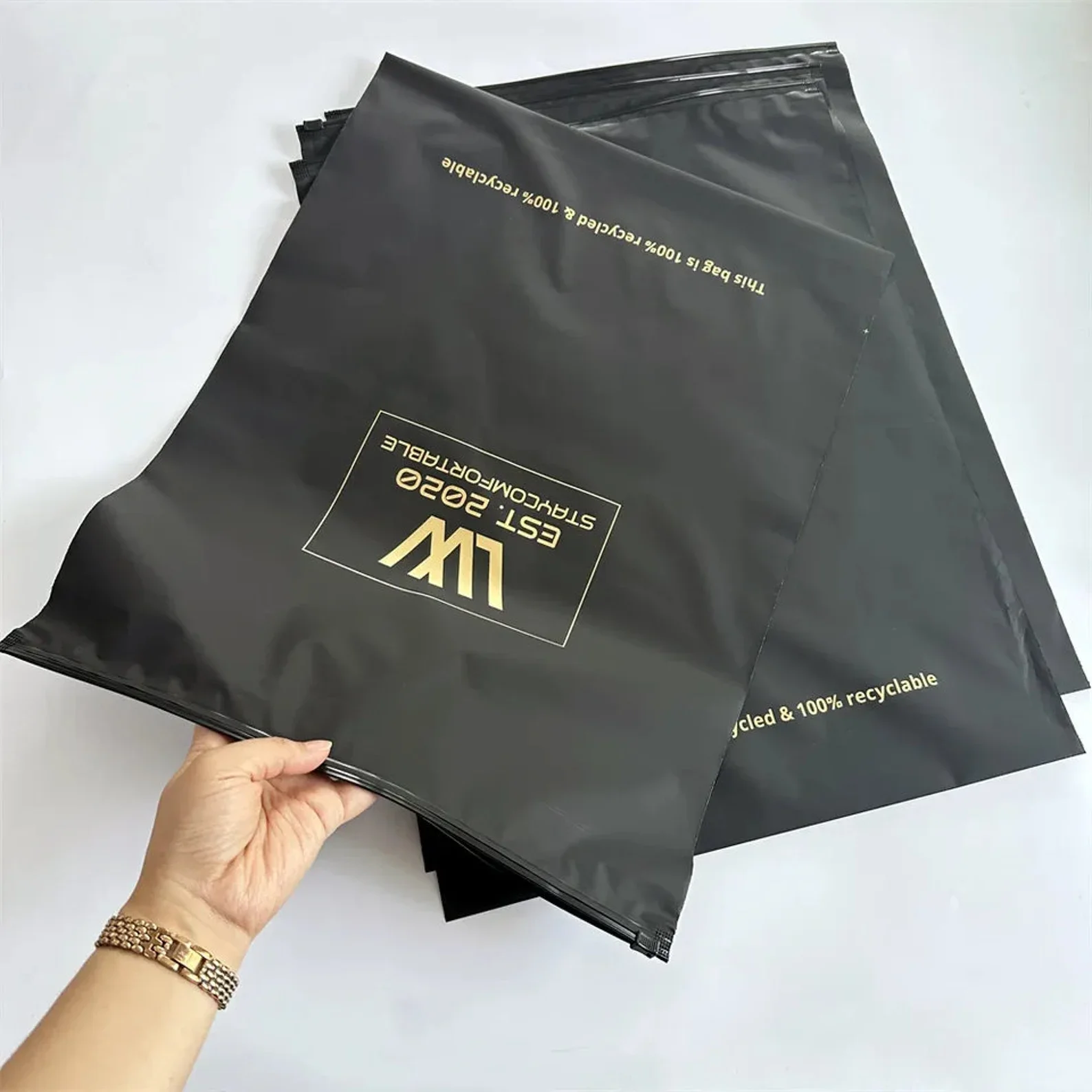black Wholesale factory price custom Logo Self Sealing shirt Clothes Zip Lock Clear Ziplock Plastic Zipper Frosted Clothing Bags