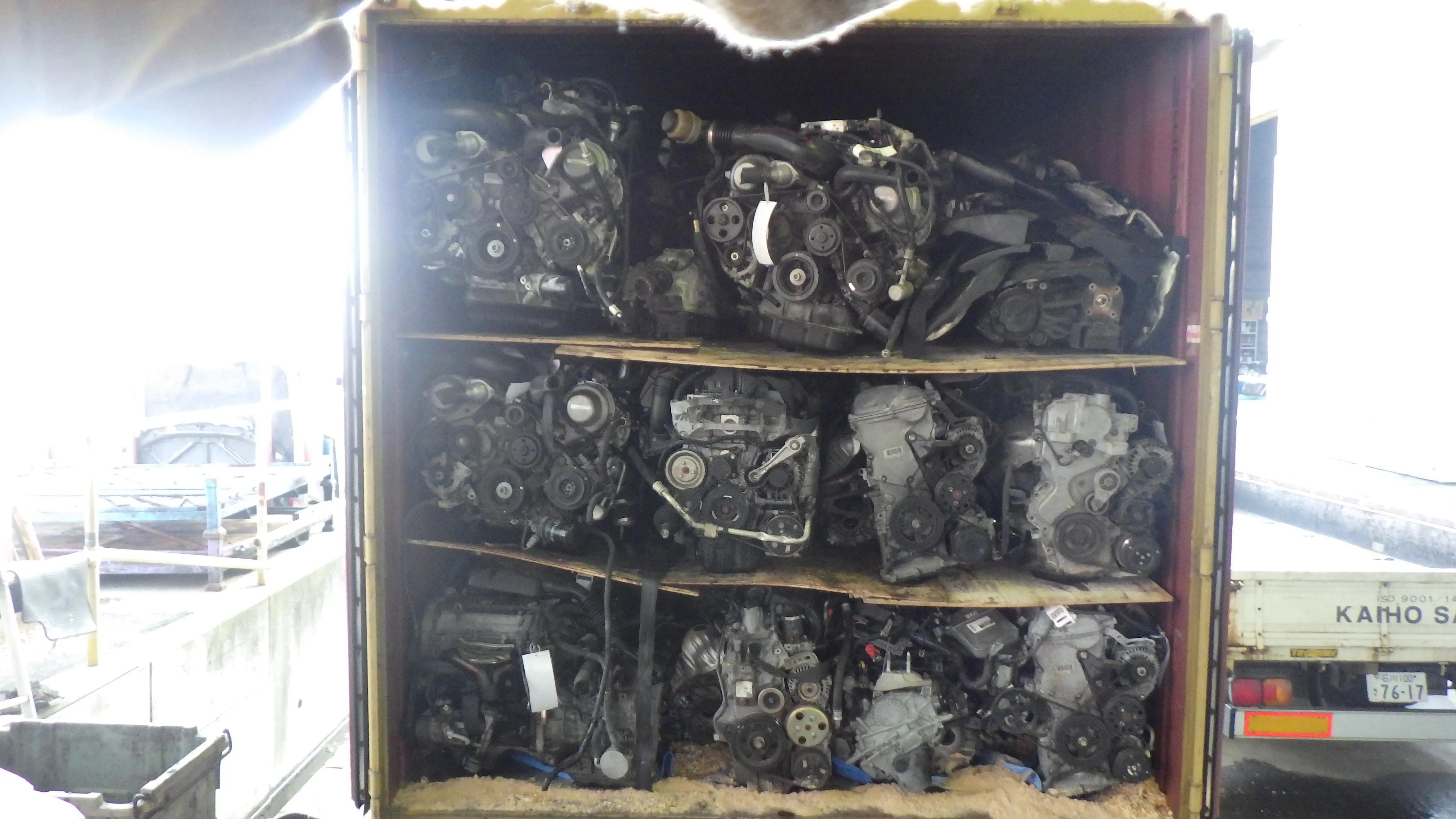 car spare parts engine for toyota container load