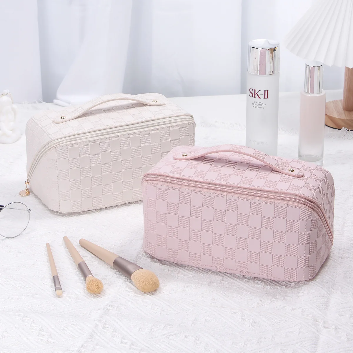 Custom Makeup Bag Large Capacity Luxury Travel Pu Leather Cosmetic Bag Waterproof Cosmetic Bags Cases