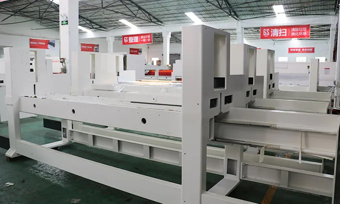 HUAHUA HP380 High Speed Intelligent Automatic CNC Computer Beam Saw With Floating Table