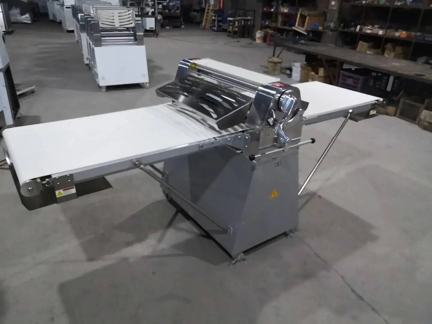 Bakery equipment crispy food  Manufacture Industrial Croissant Machine Dough Sheeter