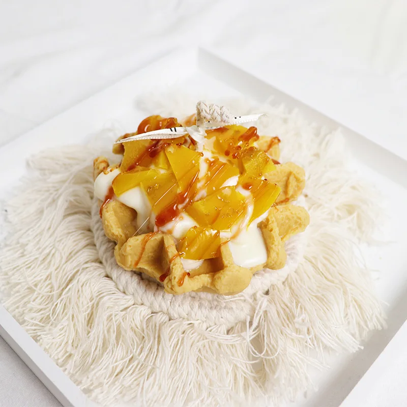 Handmade aromatherapy scented candle with dessert shape for Decorative photography and family ornaments in restaurants