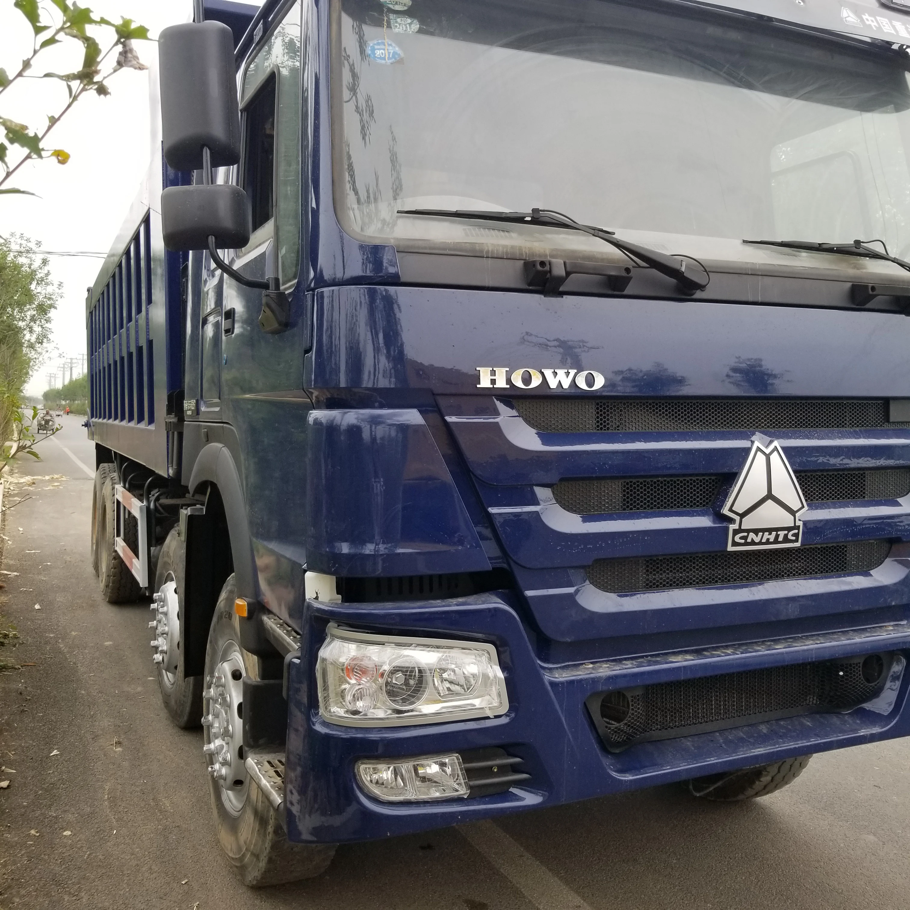 low price used howo dump truck ,8x4 30 ton used tipper truck for sale in shandong