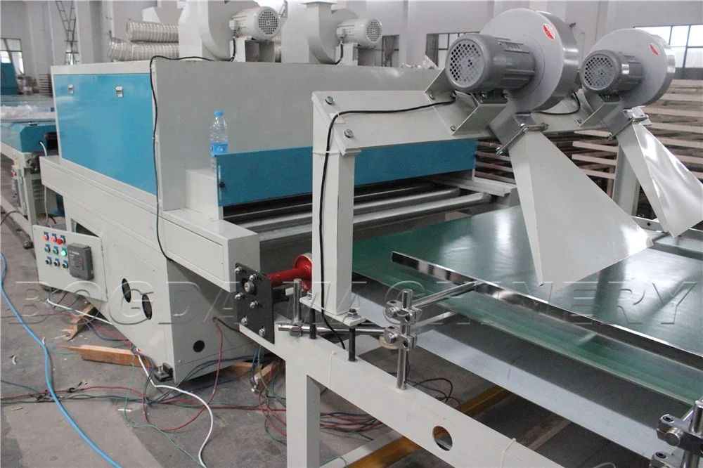 High Speed 1300mm PVC Marble Sheet Three Rollers High Glossing Oil Printing UV Coating Machine