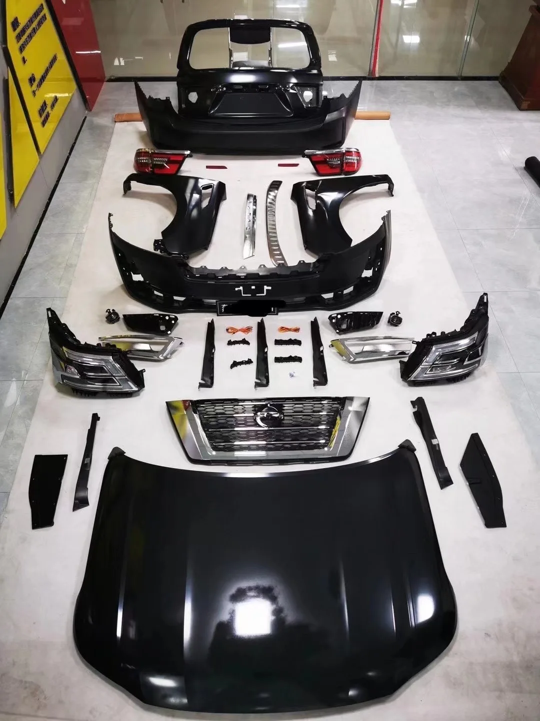 
Tpp quality factory price full set body kit for patrol Y62 Y61 upgrade to 2020 new bodykit 