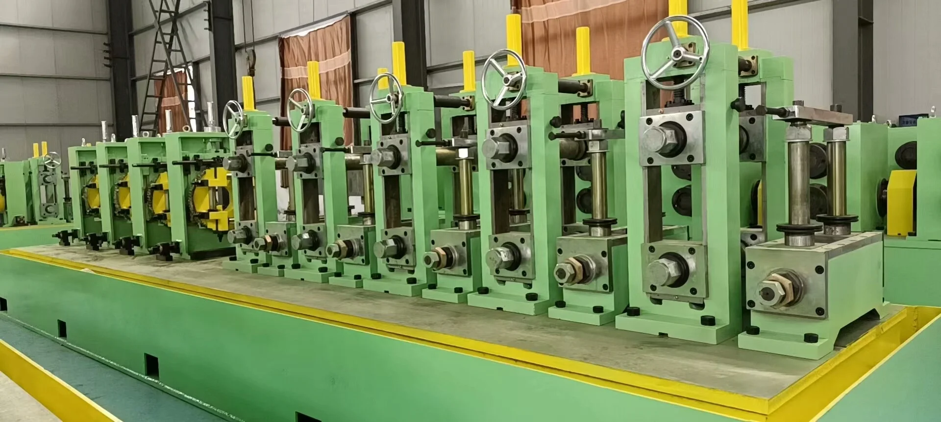 Pipe making machinery for Oil & Natural gas pipe with cold saw