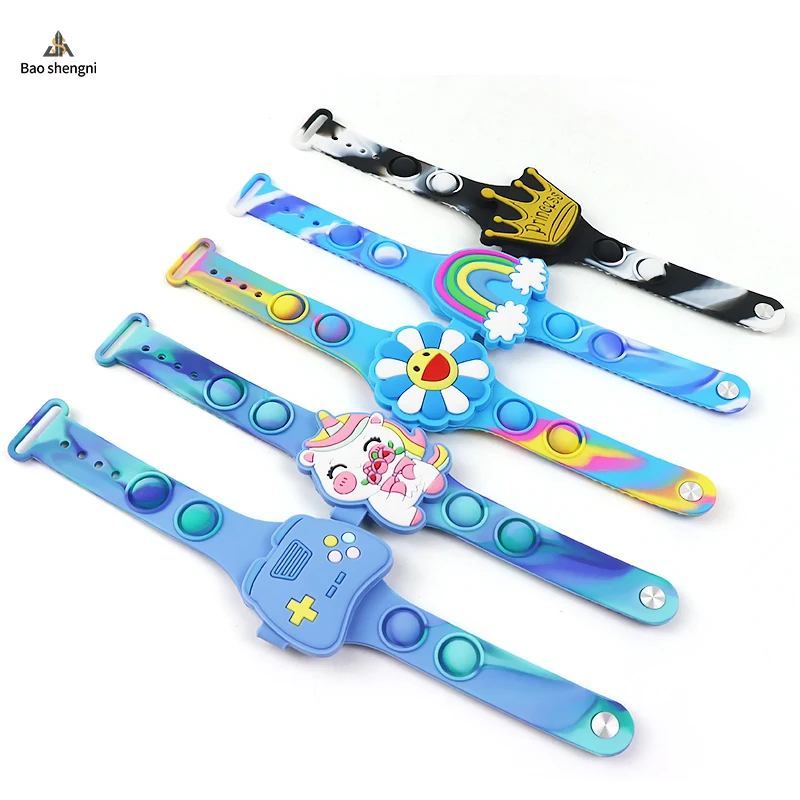 Wholesale Kids Natural BPA Free Silicone Watch Cute Cartoon LEDDigital Children Watch For Boys Girls