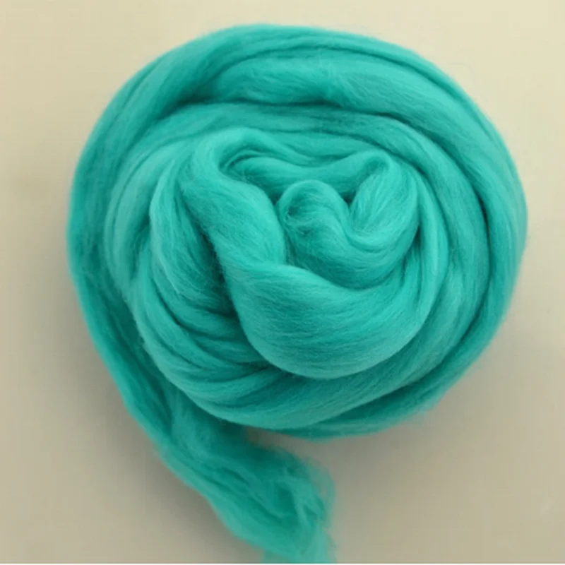 Factory Wholesale Super Chunky Giant Merino Wool  Yarn  Jumbo  100% Woll  Roving for  Spining  Arm  Knitting  Blanket 40m/kg