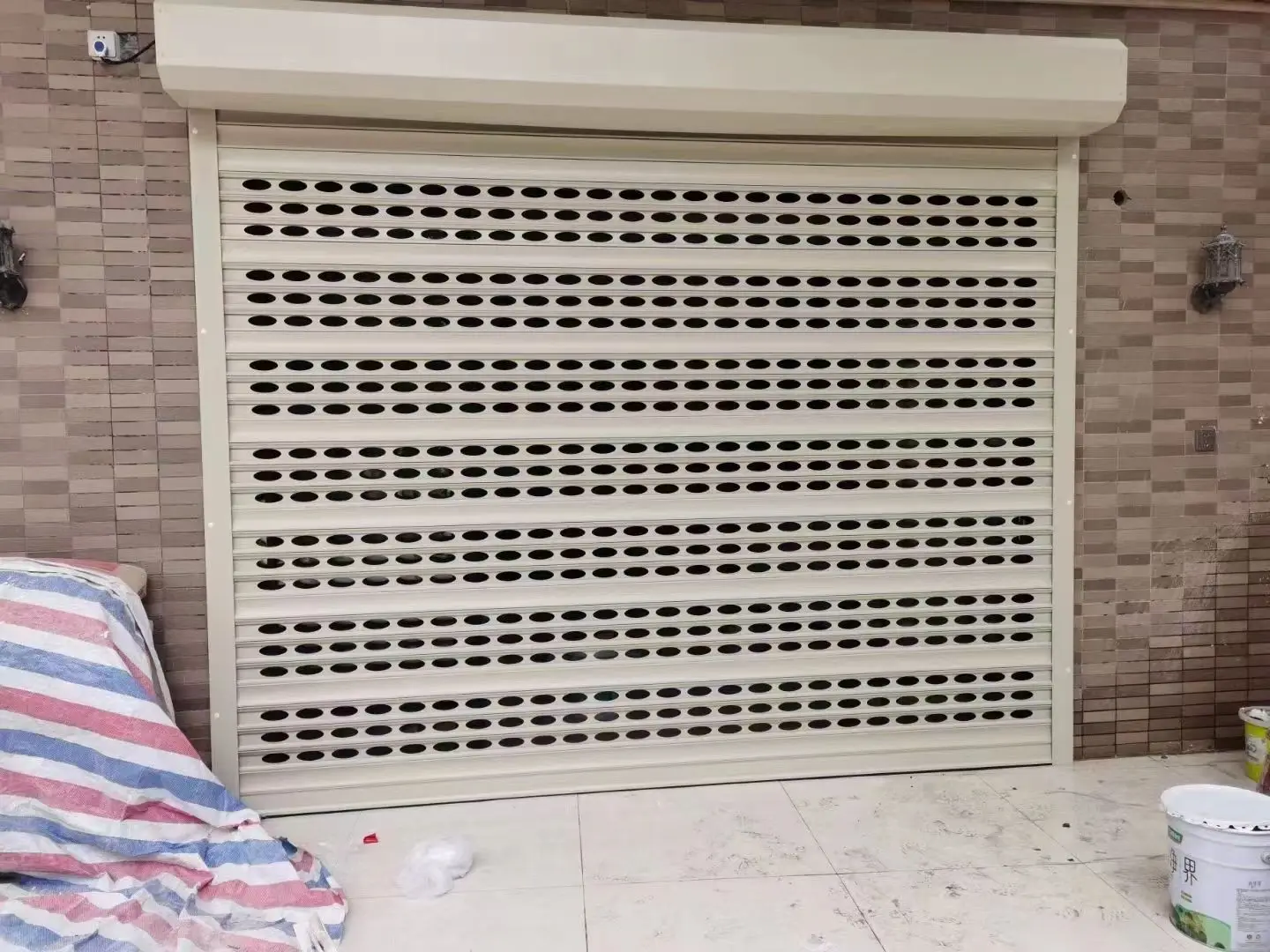 vertical pc roller shutter door/crystal rolling door/polycarbonate transparement roll up door