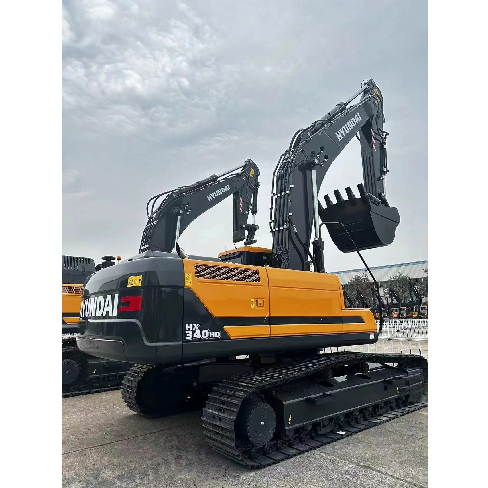 Hyundai HX340 HD Гусеничные экскаваторы 20 тонн 32 тонны 35 оригинальная краска cummins двигатель для продажи