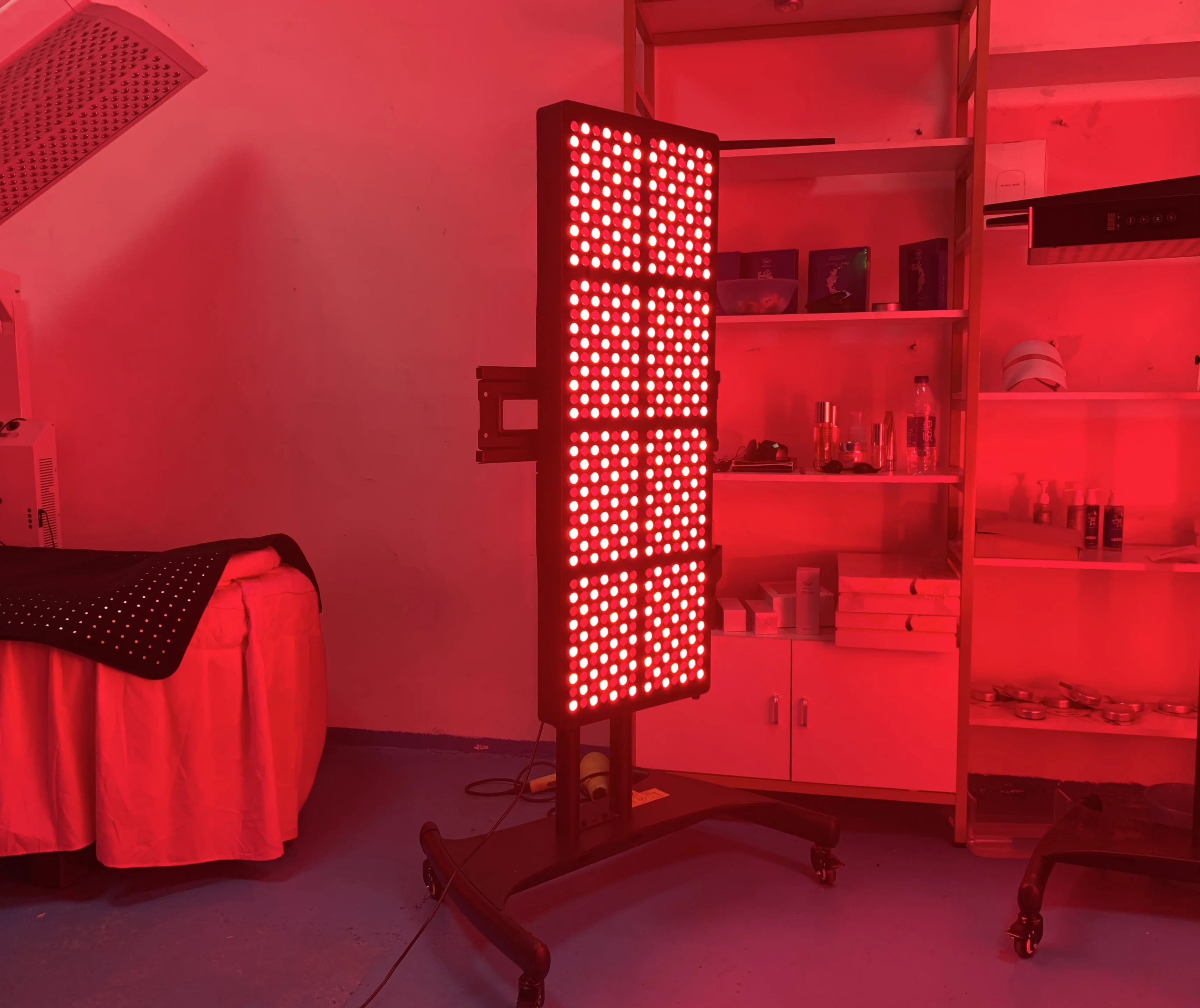 High Quality Custom Infrared Aluminum 3000W 3600W Black Red Light Therapy and Pemf Full Body Panel with Stand