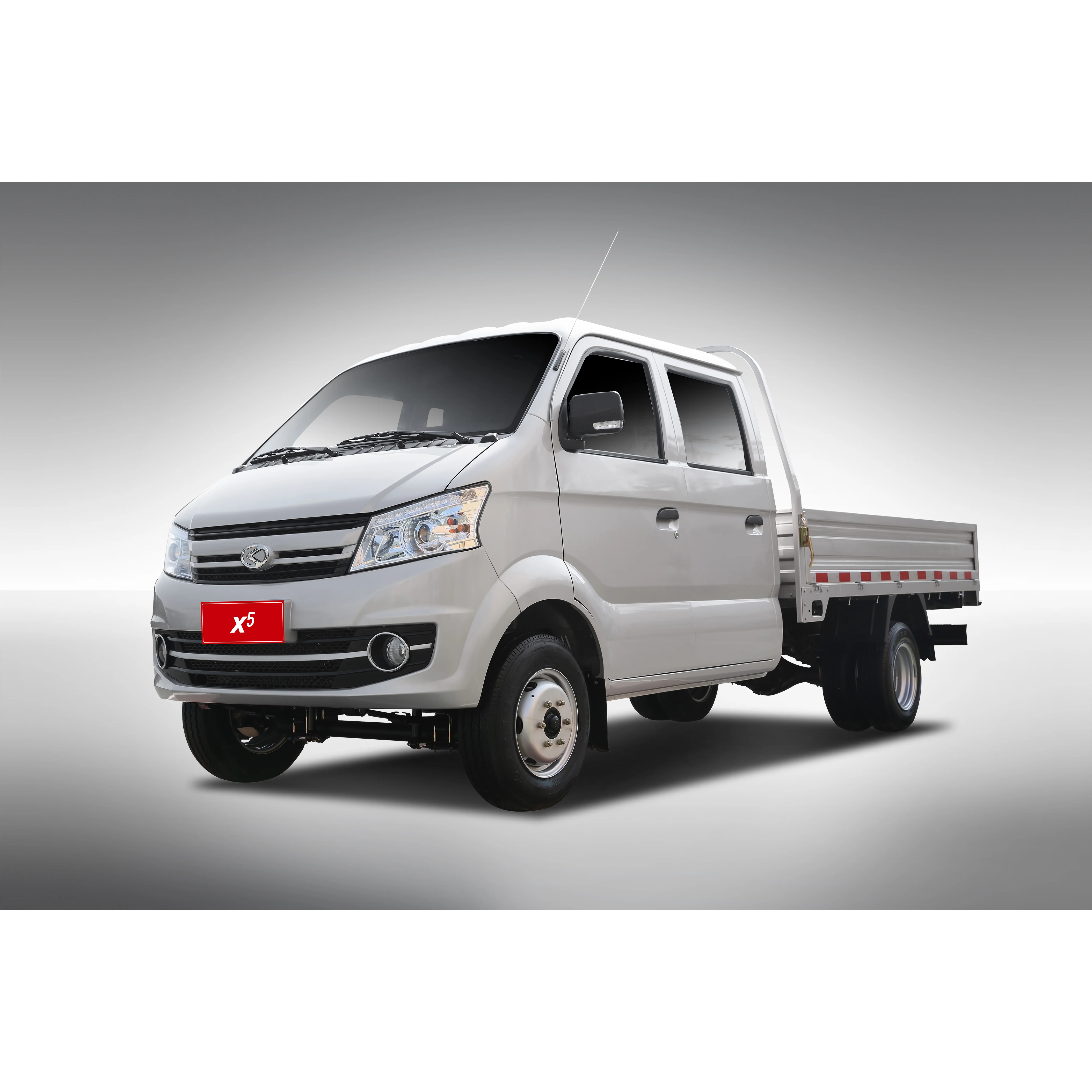 KYC X5 Plus Series Double Cabin Truck with 1.5L Petrol Engine Entry Level Configuration Branded with commercial truck wheels