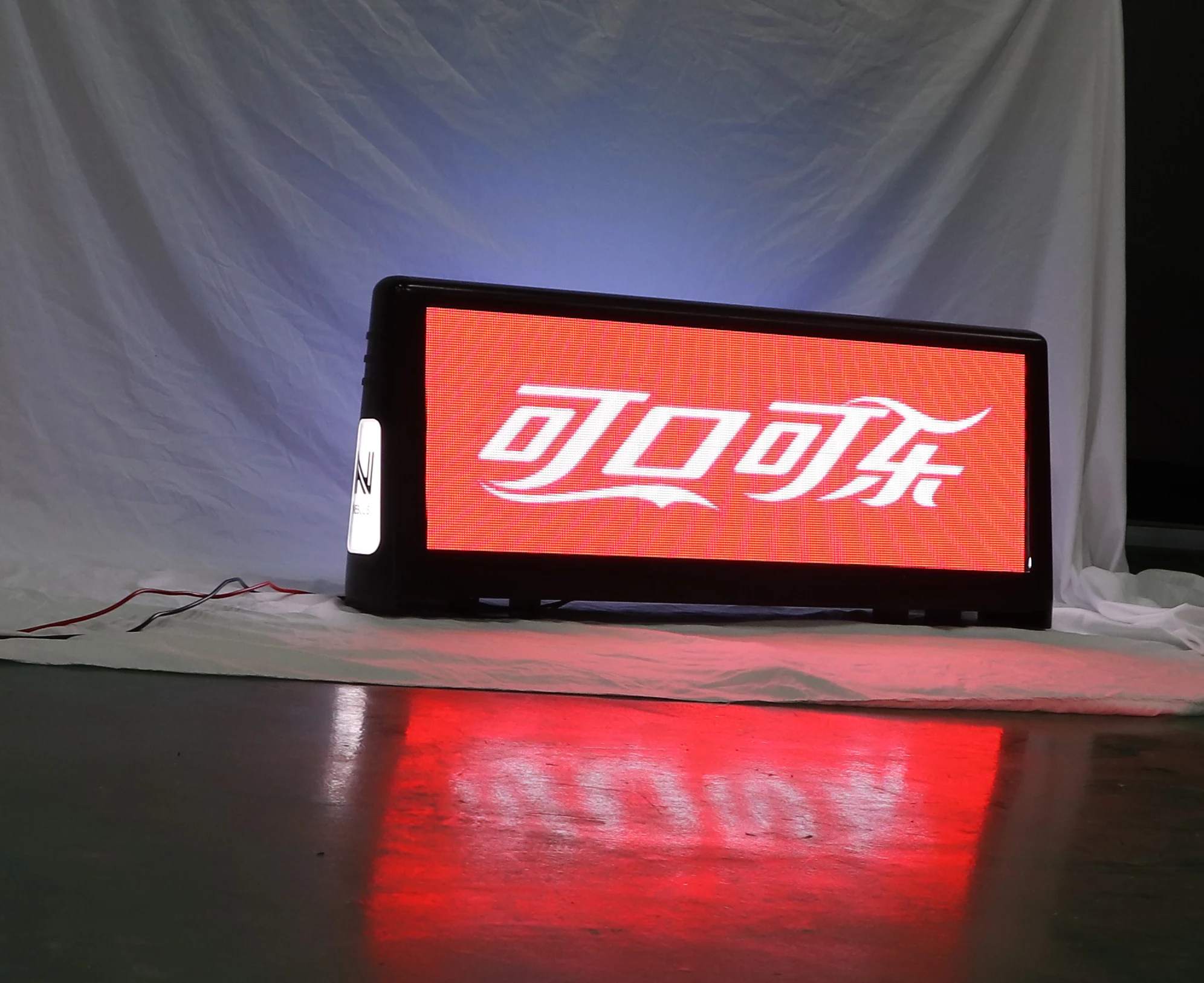 P5  mobile advertising screen Taxi top LED sign taxi roof LED screen double-sides 3G/4G control  vehicle advertising displays