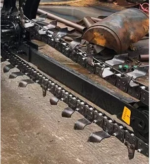 Multifunctional mini chain trencher chain trenching ditcher PTO hydraulic farm chain trencher digger for tractor