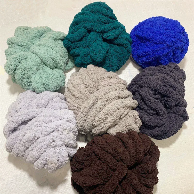 
3cm Diameter Factory Price Chunky Chenille Yarn for Carpet Giant Velvet Jumbo Chenille Carpet Yarn 