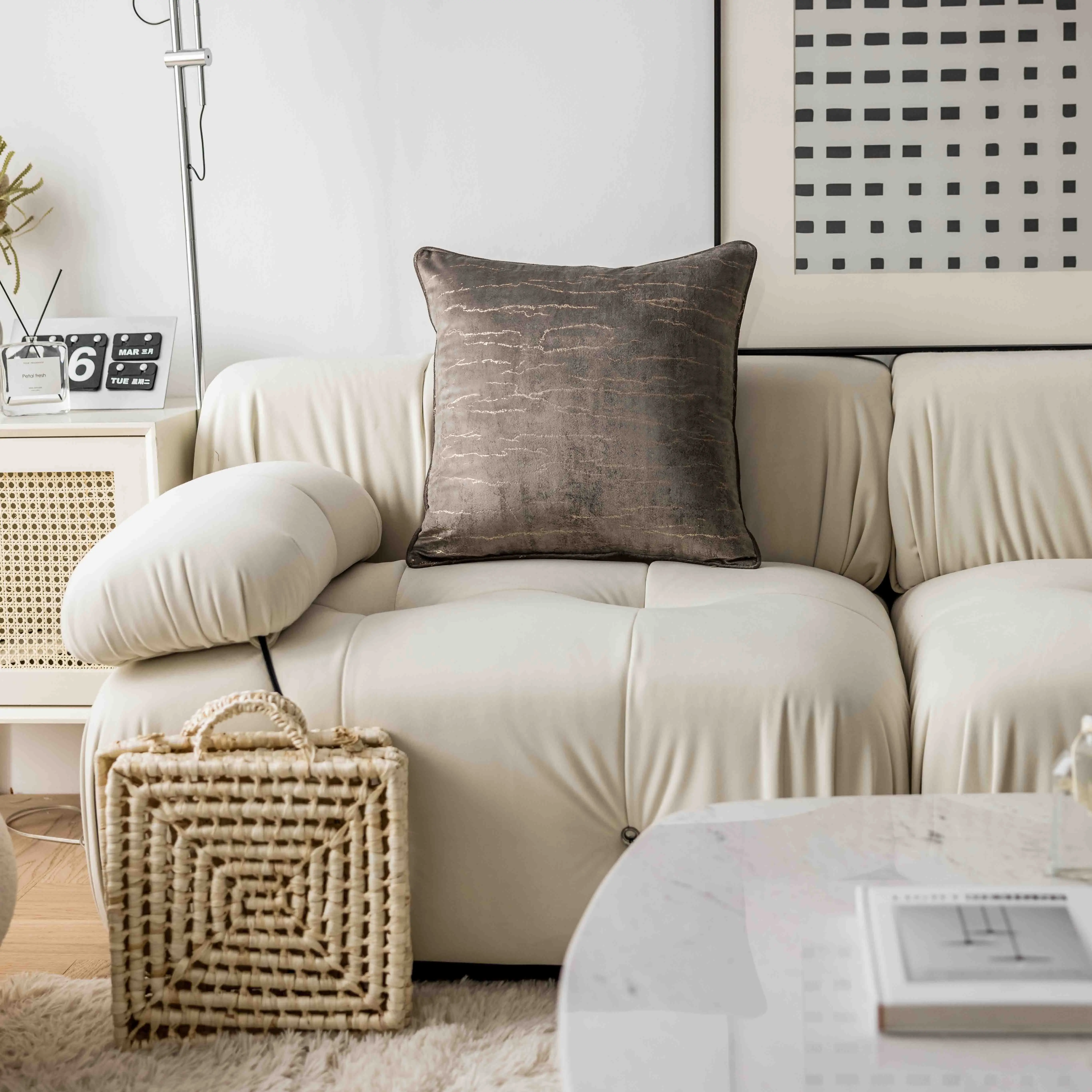 factory price hot sale 3d custom printed polyester sofa luxury velvet cushion cover