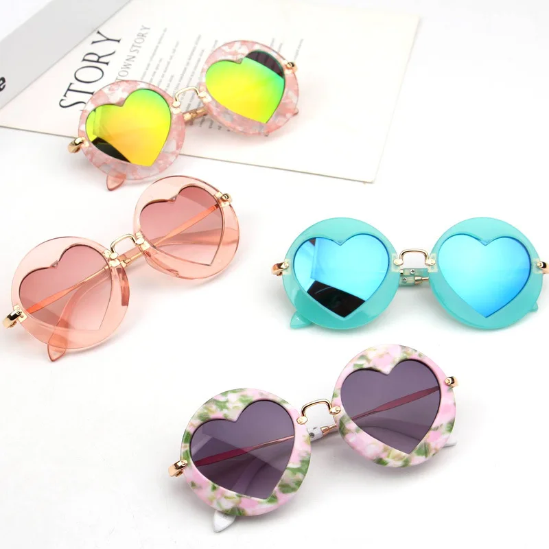 Wholesale fashion Heart shade Sunglasses Lovely Baby Glasses Boys and Girls Children Sunglasses Shades (1600466023947)